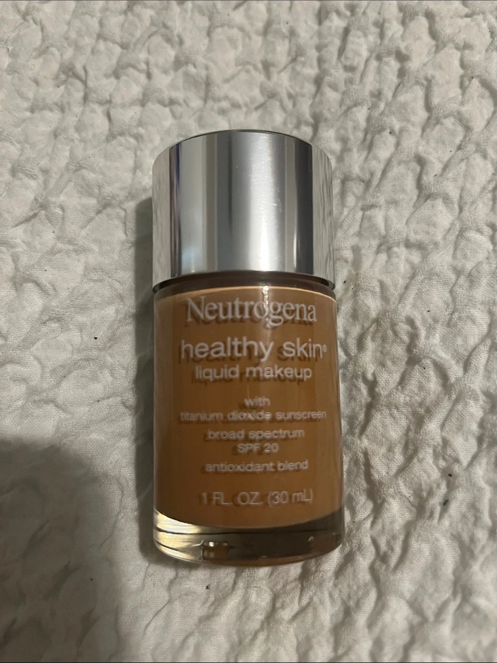 NWT Neutrogena Healthy Skin Foundation 100 Natural Tan